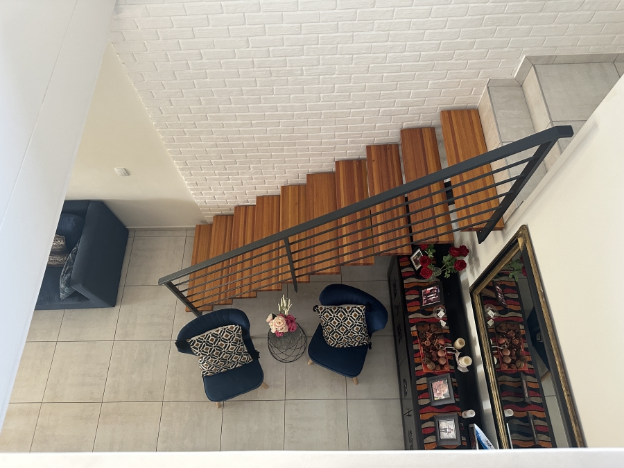 5 Bedroom Property for Sale in North Riding Gauteng