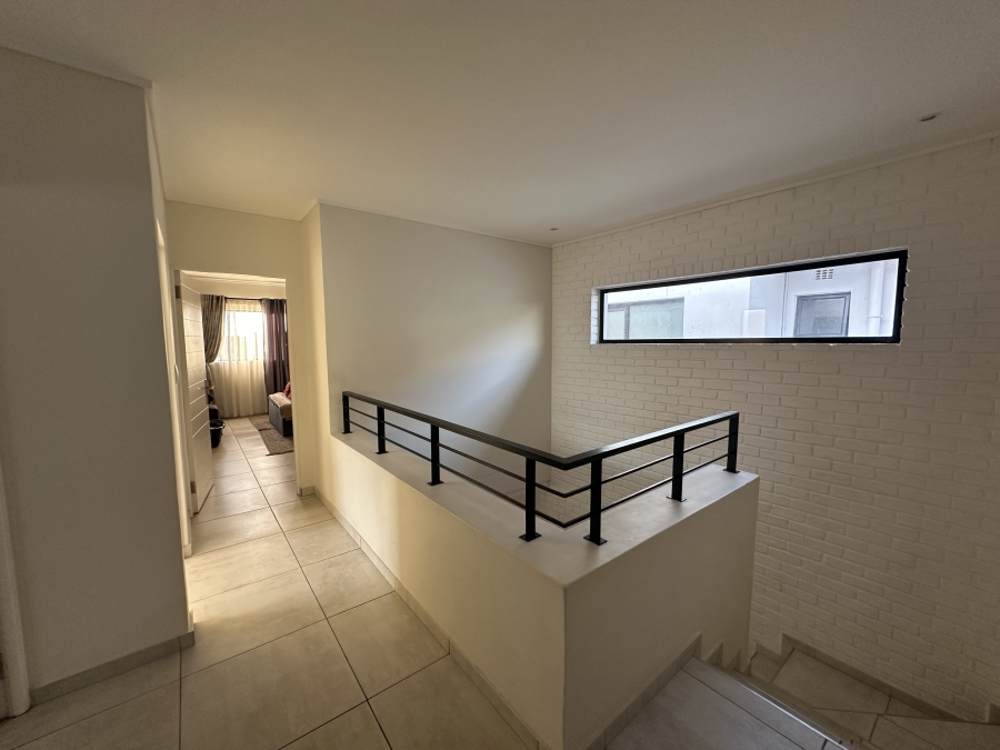 5 Bedroom Property for Sale in North Riding Gauteng