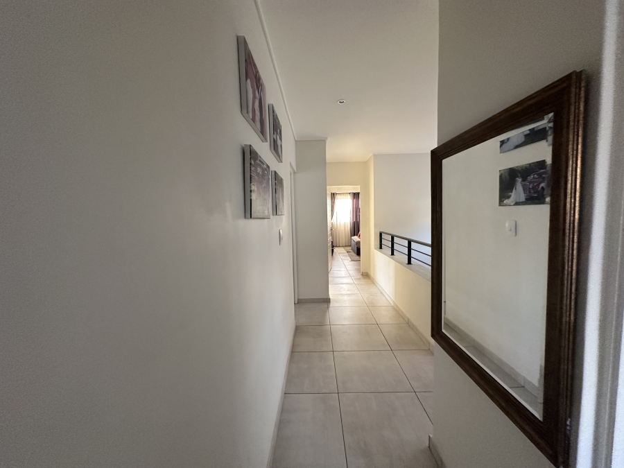 5 Bedroom Property for Sale in North Riding Gauteng