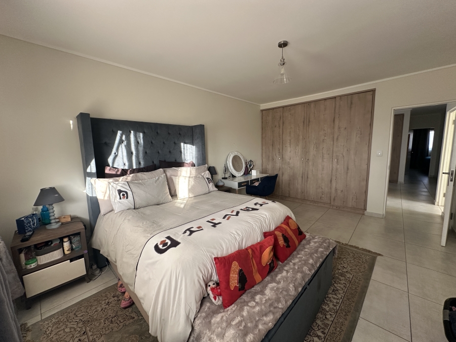5 Bedroom Property for Sale in North Riding Gauteng