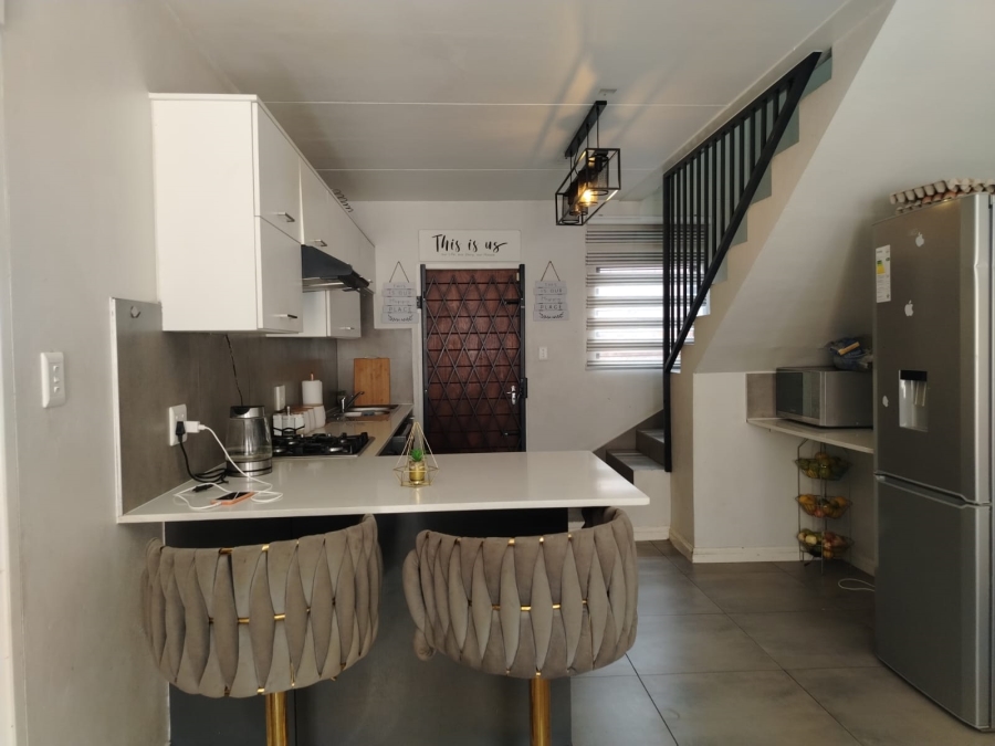 To Let 3 Bedroom Property for Rent in Denneoord Gauteng