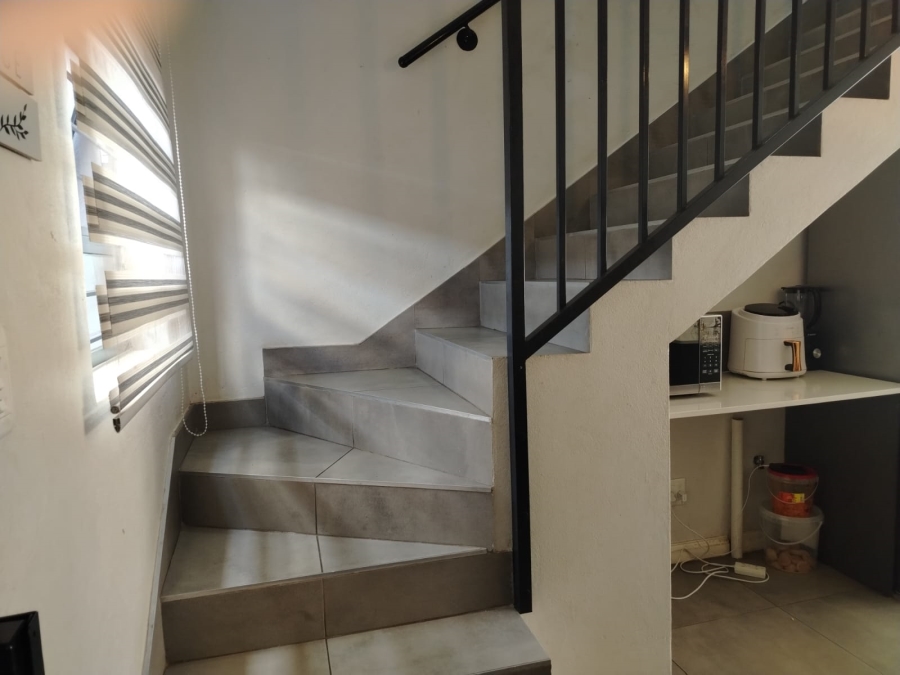 To Let 3 Bedroom Property for Rent in Denneoord Gauteng