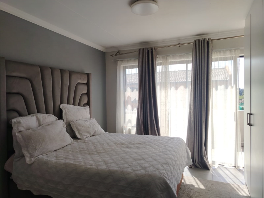 To Let 3 Bedroom Property for Rent in Denneoord Gauteng