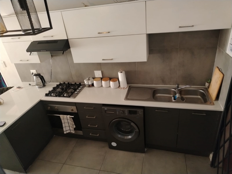 To Let 3 Bedroom Property for Rent in Denneoord Gauteng