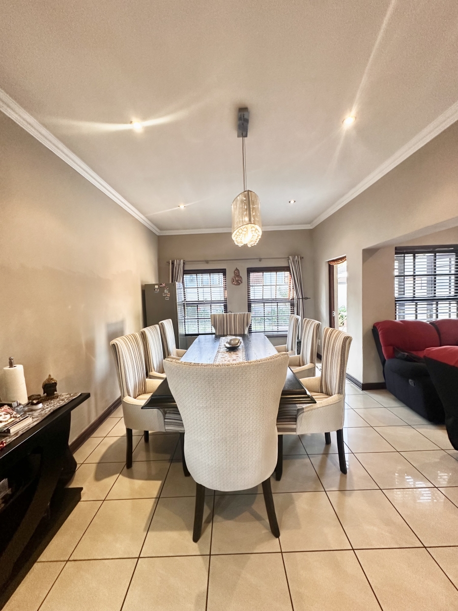 3 Bedroom Property for Sale in Willaway Gauteng