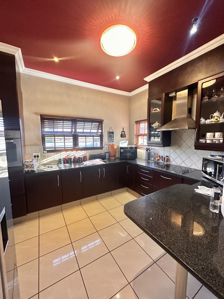 3 Bedroom Property for Sale in Willaway Gauteng