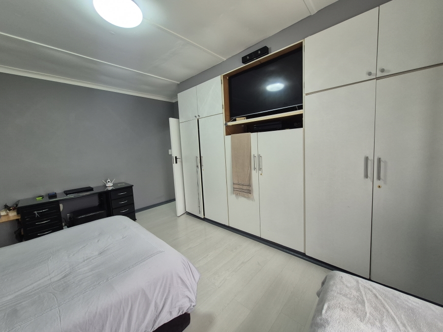 3 Bedroom Property for Sale in Gerdview Gauteng