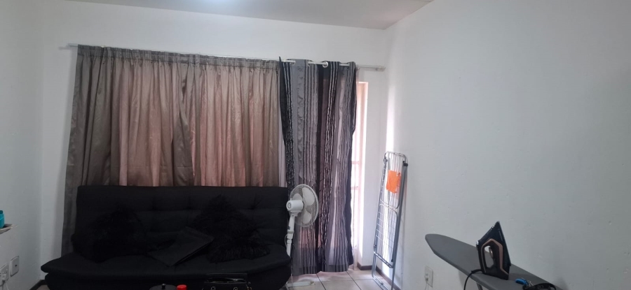 2 Bedroom Property for Sale in Brentwood Gauteng