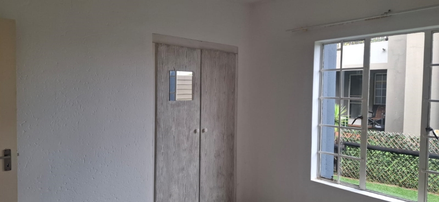 2 Bedroom Property for Sale in Brentwood Gauteng