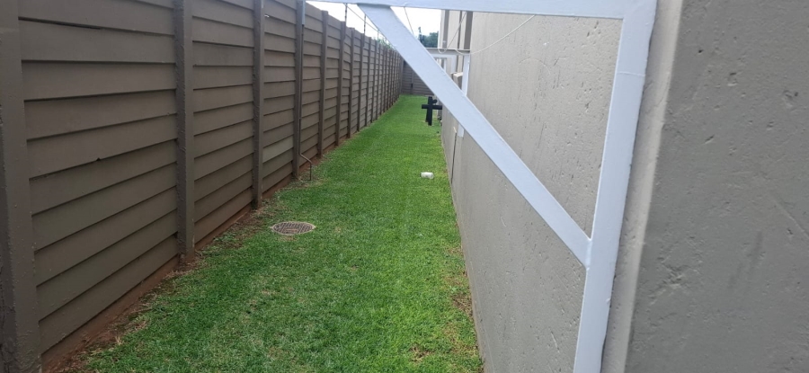 2 Bedroom Property for Sale in Brentwood Gauteng