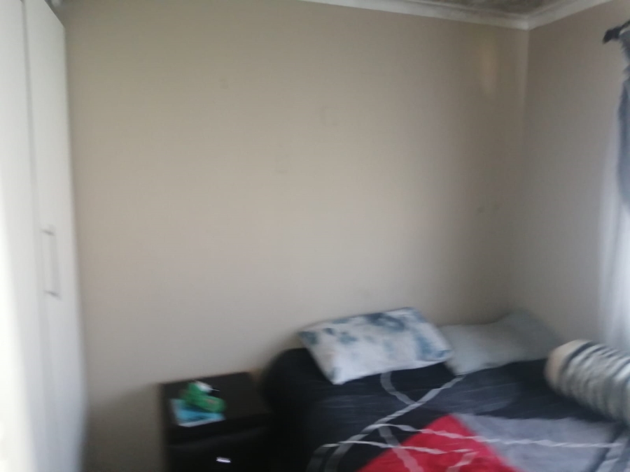 2 Bedroom Property for Sale in Crystal Park Gauteng