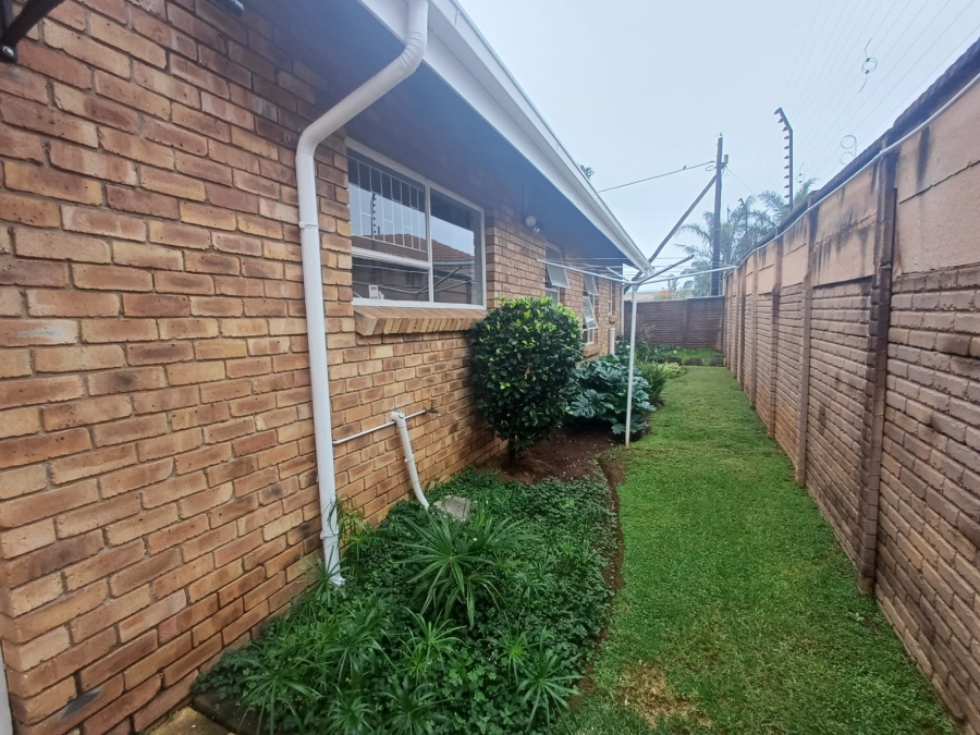 3 Bedroom Property for Sale in Glen Marais Gauteng