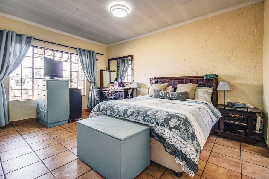 3 Bedroom Property for Sale in Glen Marais Gauteng