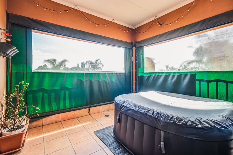 3 Bedroom Property for Sale in Glen Marais Gauteng