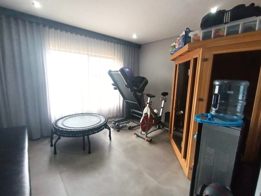 4 Bedroom Property for Sale in Norton Park Gauteng