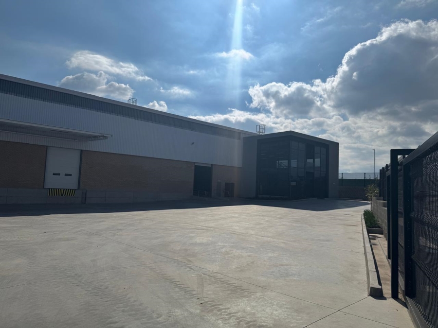 To Let Commercial Property for Rent in Airport Park Gauteng