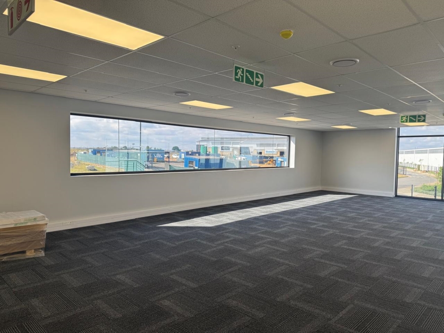 To Let Commercial Property for Rent in Airport Park Gauteng
