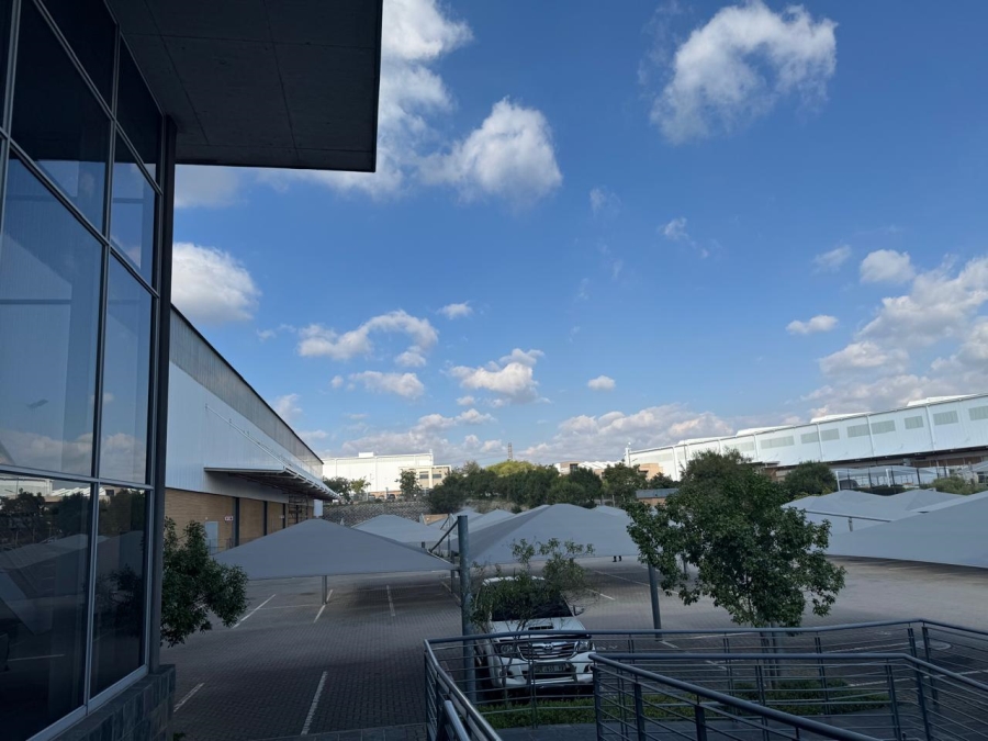 To Let Commercial Property for Rent in Gosforth Park Gauteng