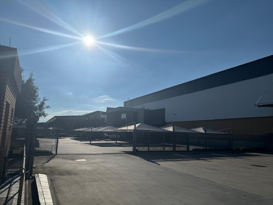 To Let Commercial Property for Rent in Gosforth Park Gauteng