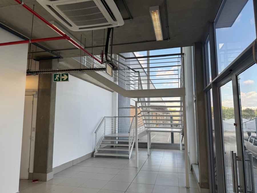 To Let Commercial Property for Rent in Gosforth Park Gauteng