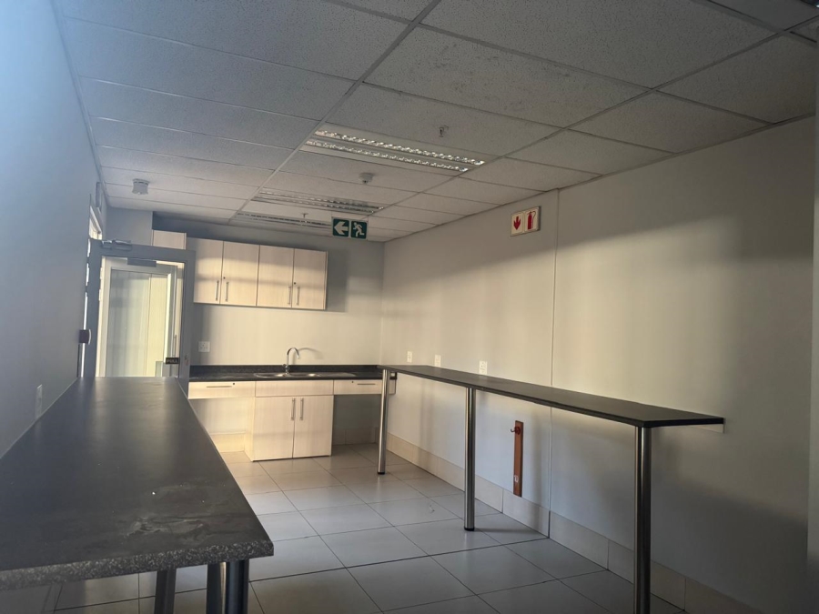 To Let Commercial Property for Rent in Gosforth Park Gauteng