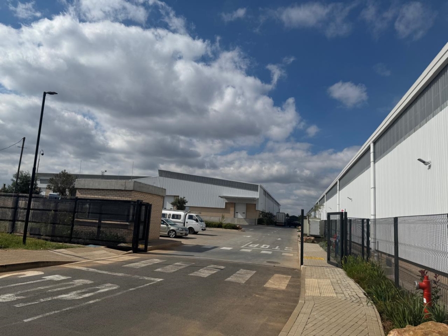 To Let Commercial Property for Rent in Airport Park Gauteng