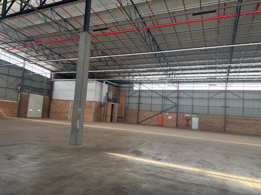 To Let Commercial Property for Rent in Airport Park Gauteng