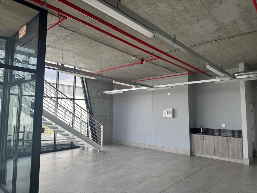 To Let Commercial Property for Rent in Airport Park Gauteng