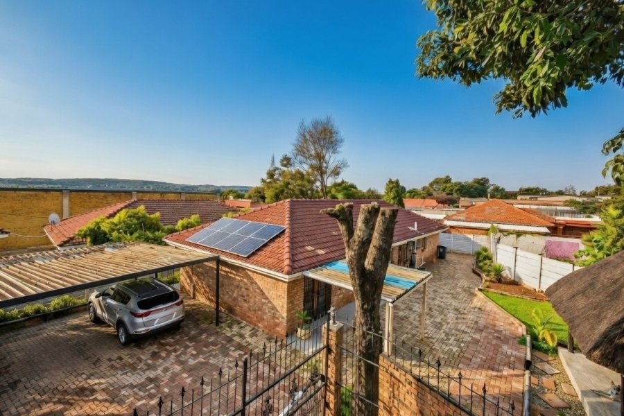 3 Bedroom Property for Sale in Silverton Gauteng