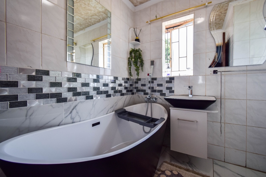 3 Bedroom Property for Sale in Silverton Gauteng