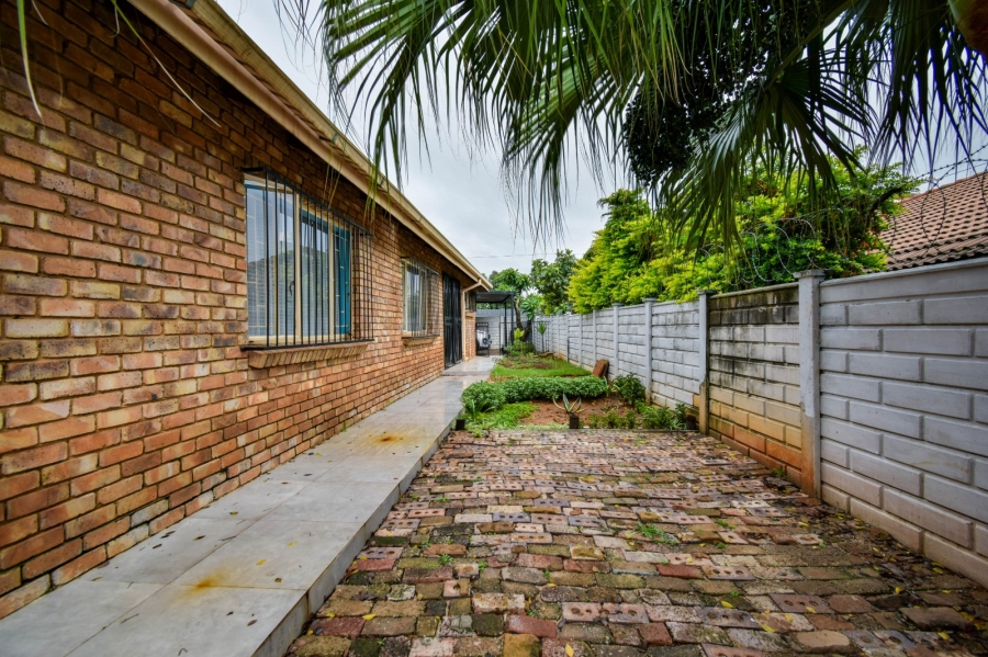 3 Bedroom Property for Sale in Silverton Gauteng