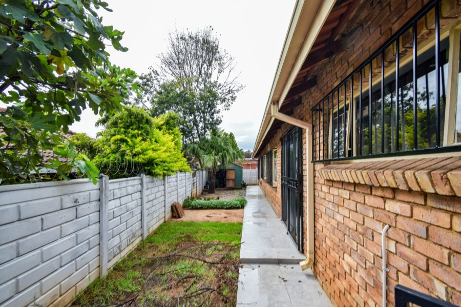 3 Bedroom Property for Sale in Silverton Gauteng