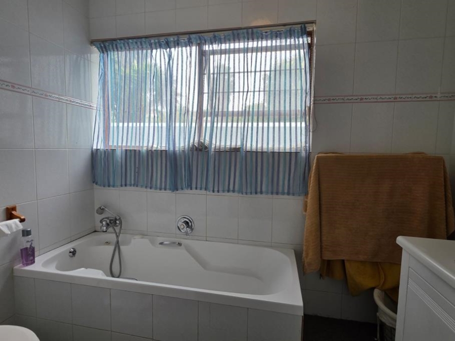 4 Bedroom Property for Sale in Moreleta Park Gauteng