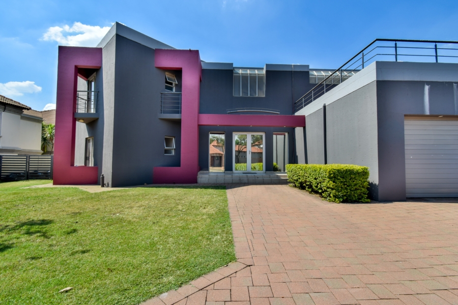4 Bedroom Property for Sale in Silver Lakes Golf Estate Gauteng