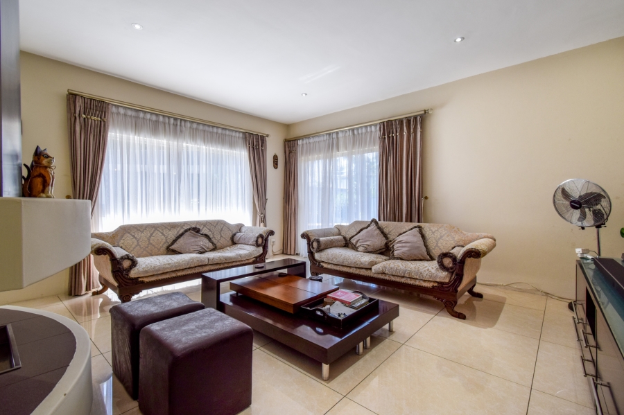 4 Bedroom Property for Sale in Silver Lakes Golf Estate Gauteng