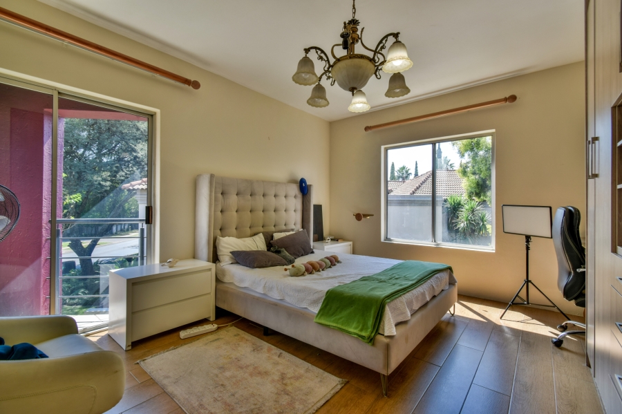 4 Bedroom Property for Sale in Silver Lakes Golf Estate Gauteng