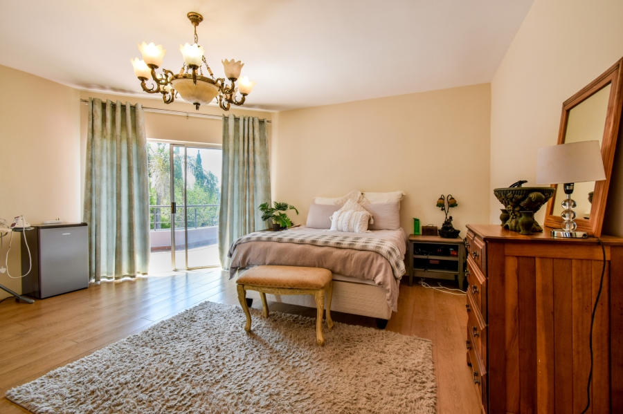 4 Bedroom Property for Sale in Silver Lakes Golf Estate Gauteng