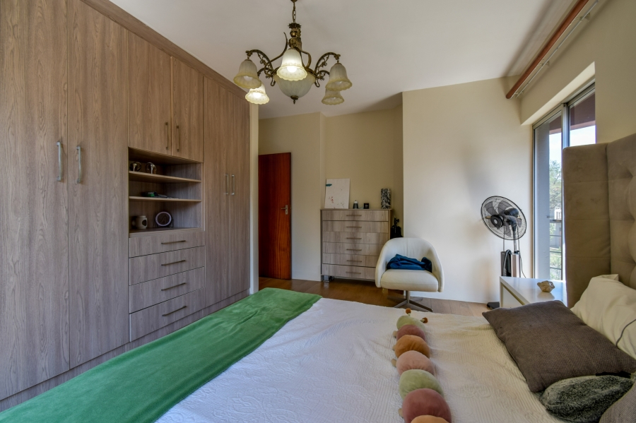 4 Bedroom Property for Sale in Silver Lakes Golf Estate Gauteng