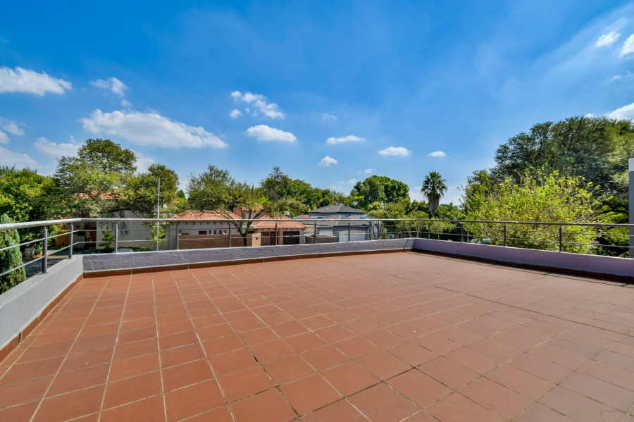 4 Bedroom Property for Sale in Silver Lakes Golf Estate Gauteng