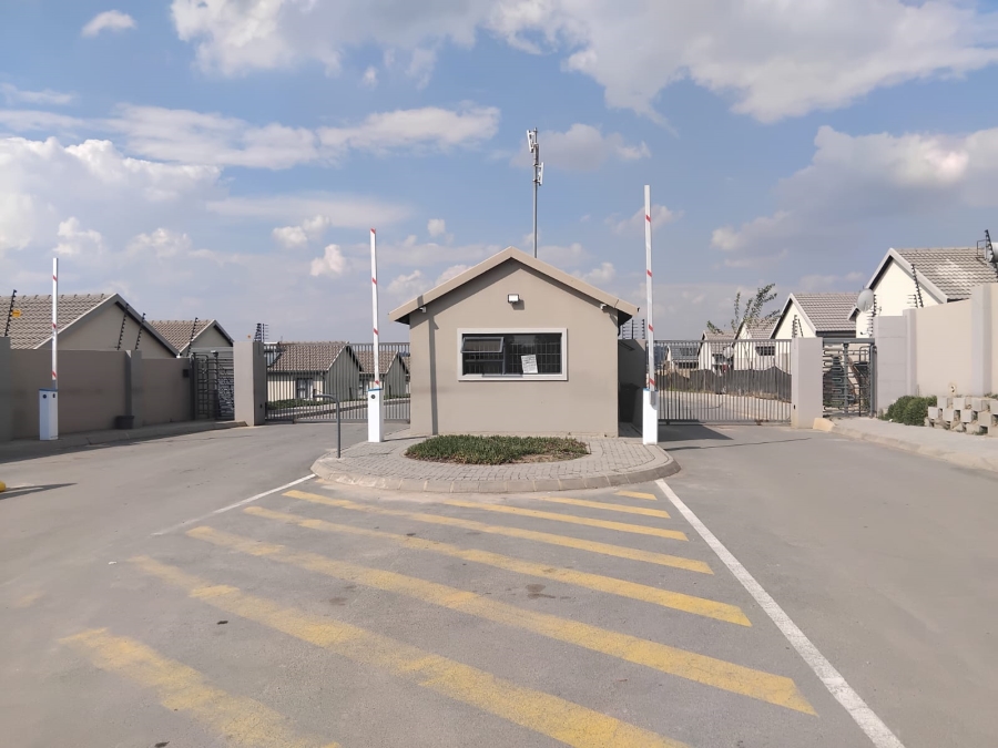 To Let 3 Bedroom Property for Rent in Kya Sands Gauteng