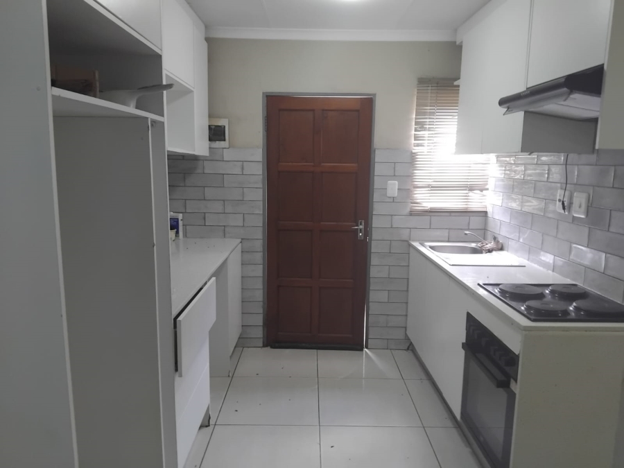 To Let 3 Bedroom Property for Rent in Kya Sands Gauteng