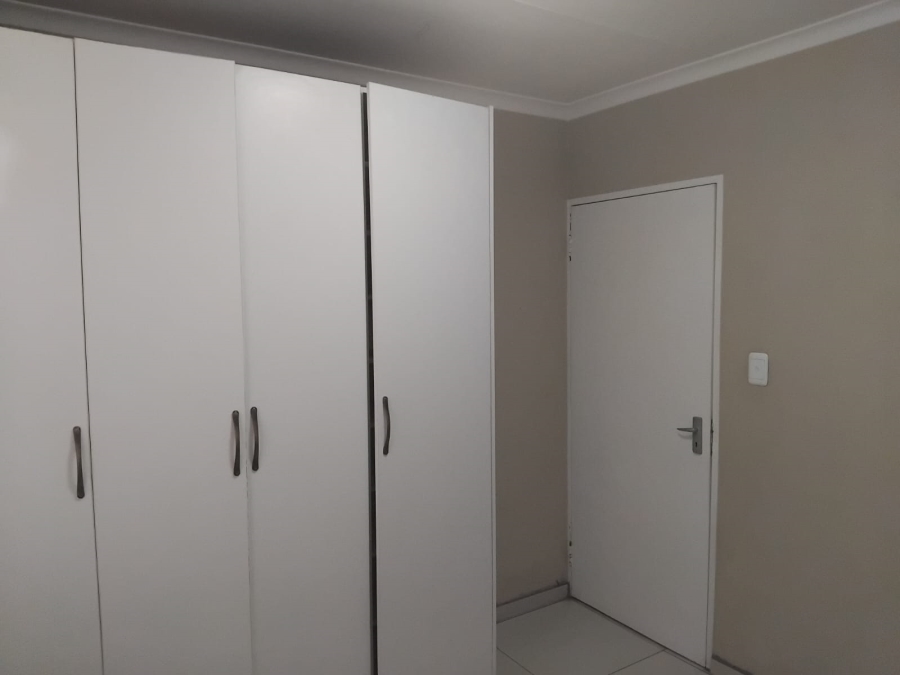 To Let 3 Bedroom Property for Rent in Kya Sands Gauteng