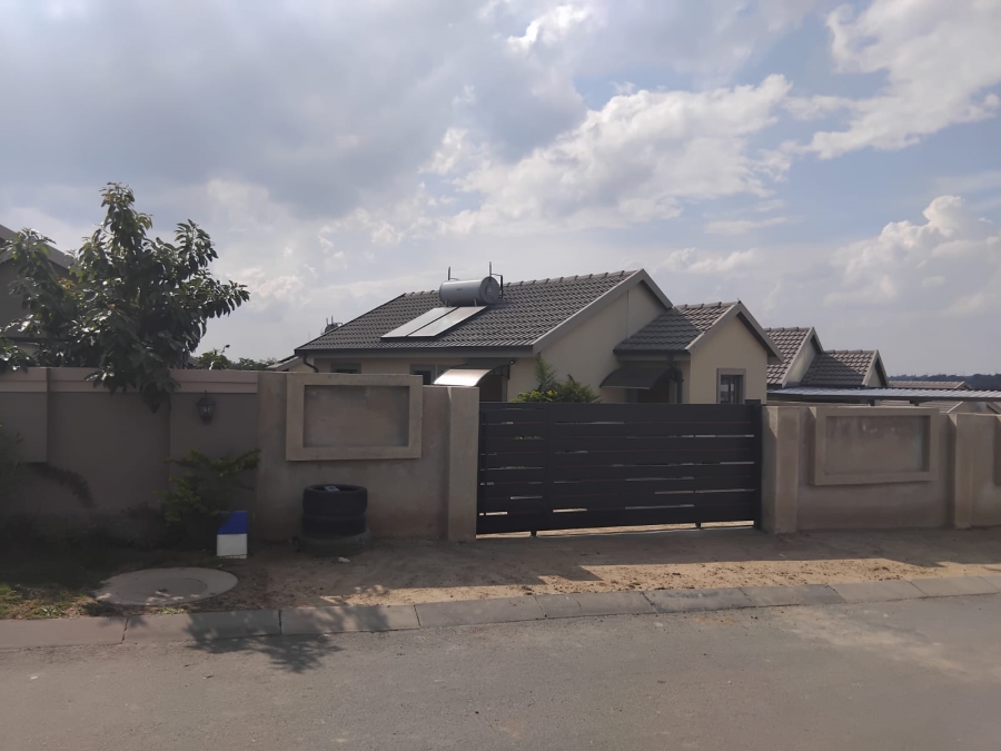 To Let 3 Bedroom Property for Rent in Kya Sands Gauteng