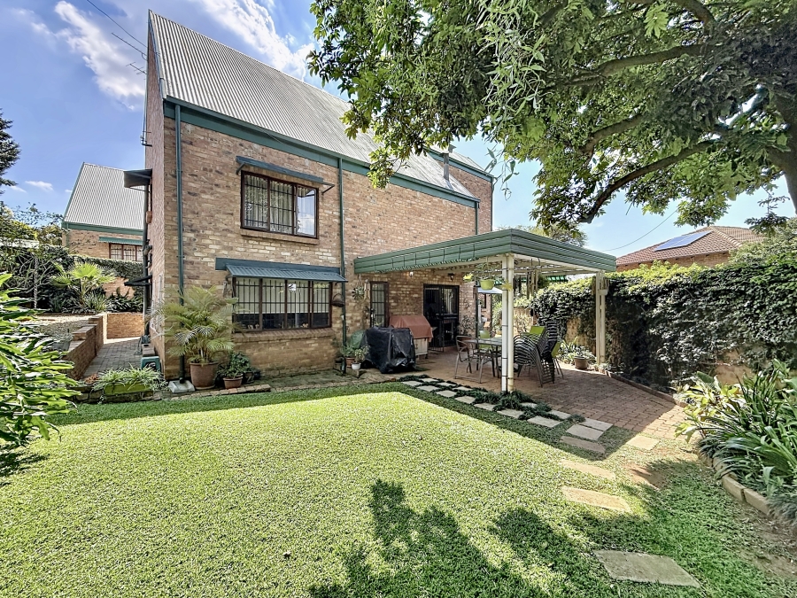 4 Bedroom Property for Sale in Moreleta Park Gauteng