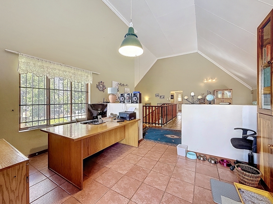 4 Bedroom Property for Sale in Moreleta Park Gauteng