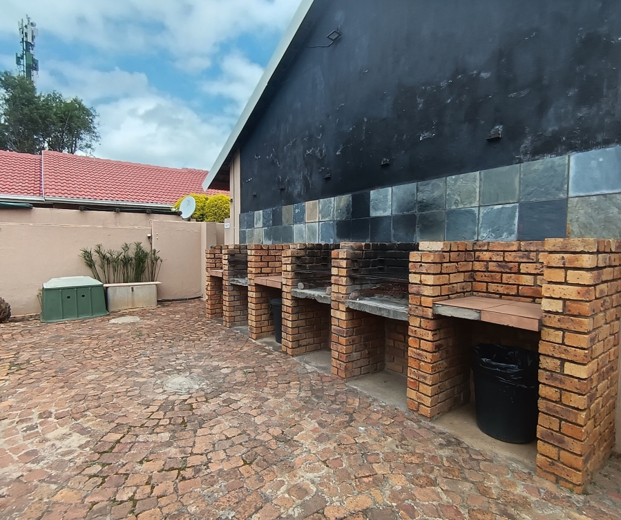 1 Bedroom Property for Sale in Norkem Park Gauteng