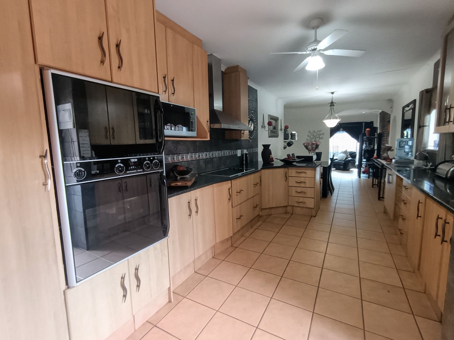 4 Bedroom Property for Sale in Sunward Park Gauteng