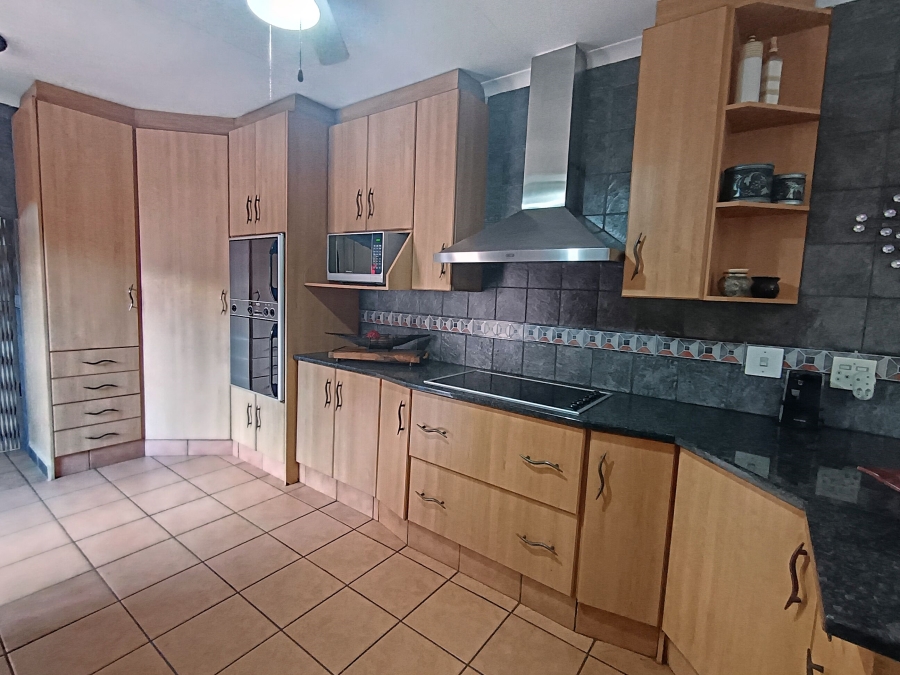 4 Bedroom Property for Sale in Sunward Park Gauteng