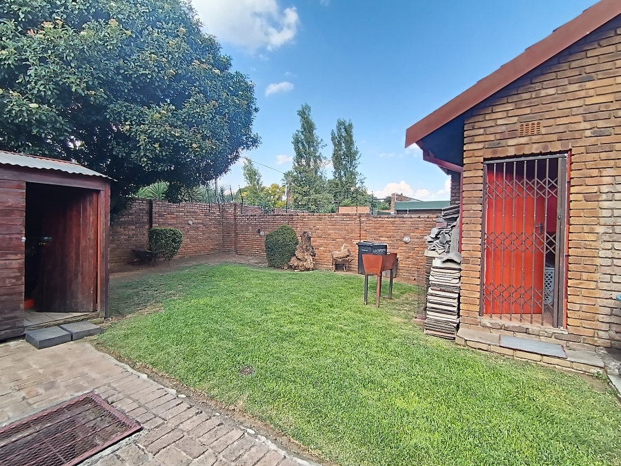 4 Bedroom Property for Sale in Sunward Park Gauteng