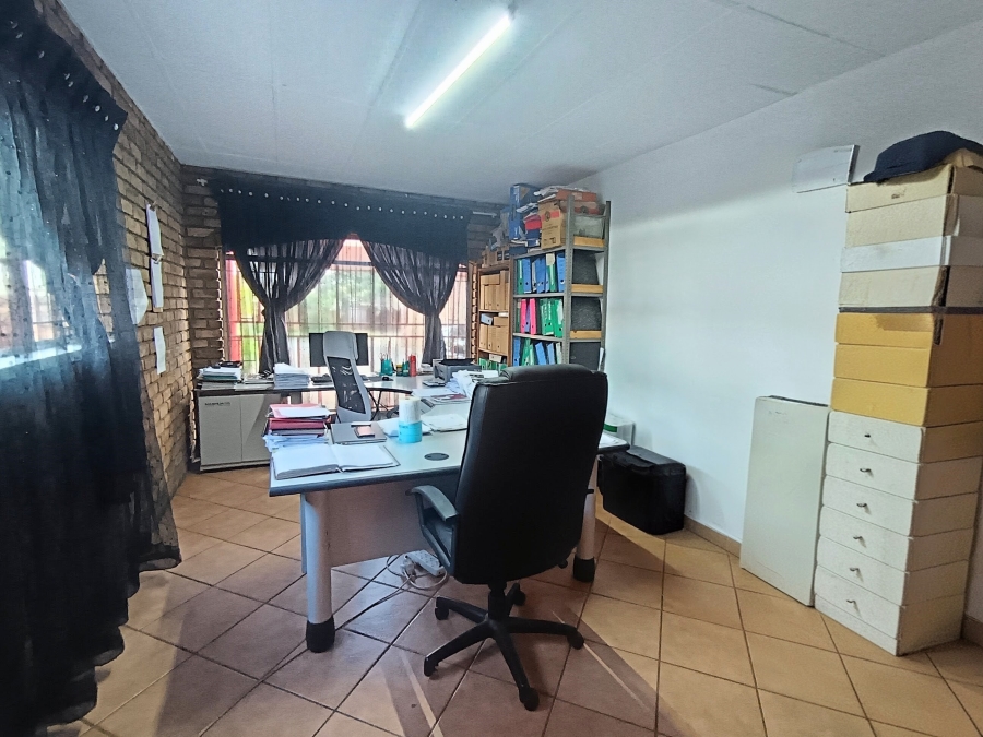 4 Bedroom Property for Sale in Sunward Park Gauteng
